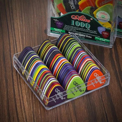 Guitar picks plectrums - 12, x