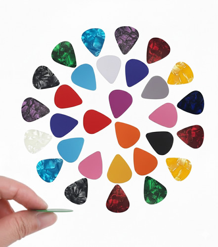 Guitar picks plectrums - x,